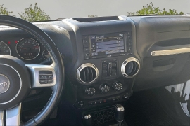 Used 2016  Jeep Wrangler Unlimited 4d Convertible Rubicon at Carrikers Auto Outlet near Oskaloosa&comma; IA