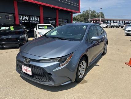 Used 2020 Toyota Corolla 4d Sedan LE at Carrikers Auto Outlet near Oskaloosa, IA