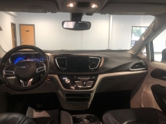 Used 2018  Chrysler Pacifica 4d Wagon Touring L Plus at Carrikers Auto Outlet near Oskaloosa&comma; IA