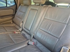 Used 2005  Toyota Sequoia 4d SUV RWD SR5 at Carrikers Auto Outlet near Oskaloosa&comma; IA