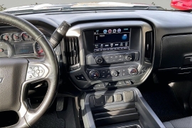 Used 2018  Chevrolet Silverado 1500 4WD Crew Cab LT at Carrikers Auto Outlet near Oskaloosa&comma; IA