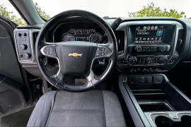 Used 2018  Chevrolet Silverado 1500 4WD Double Cab LT Z71 at Carrikers Auto Outlet near Oskaloosa&comma; IA