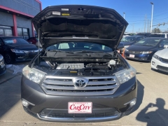 Used 2012  Toyota Highlander 4d SUV AWD Limited at Carrikers Auto Outlet near Oskaloosa&comma; IA