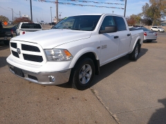 Used 2018 Ram 1500 4WD Crew Cab SLT Longbed at Carrikers Auto Outlet near Oskaloosa, IA