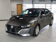 Used 2024  Nissan Sentra S CVT at Carrikers Auto Outlet near Oskaloosa&comma; IA