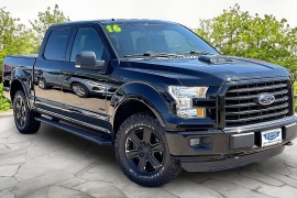 Used 2016  Ford F-150 4WD SuperCrew XLT 5 1&sol;2 at Carrikers Auto Outlet near Oskaloosa&comma; IA