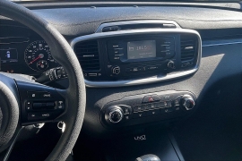 Used 2016  Kia Sorento 4d SUV AWD LX at Carrikers Auto Outlet near Oskaloosa&comma; IA