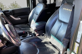 Used 2015  Jeep Wrangler Unlimited 4d Convertible Sahara at Carrikers Auto Outlet near Oskaloosa&comma; IA