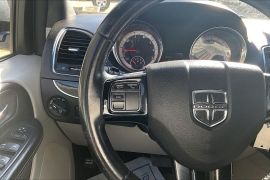 Used 2020  Dodge Grand Caravan 4d Wagon SXT at Carrikers Auto Outlet near Oskaloosa&comma; IA