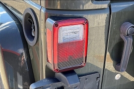 Used 2015  Jeep Wrangler Unlimited 4d Convertible Sahara at Carrikers Auto Outlet near Oskaloosa&comma; IA