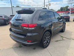Used 2018  Jeep Grand Cherokee 4d SUV 4WD Overland V6 High Altitude at Carrikers Auto Outlet near Oskaloosa&comma; IA