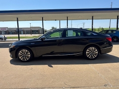 Used 2019  Honda Accord Hybrid 4d Sedan EX-L at Carrikers Auto Outlet near Oskaloosa&comma; IA