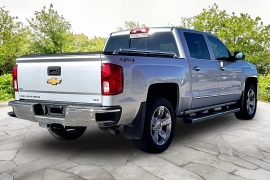 Used 2017  Chevrolet Silverado 1500 4WD Crew Cab LTZ at Carrikers Auto Outlet near Oskaloosa&comma; IA