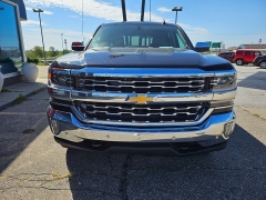 Used 2017  Chevrolet Silverado 1500 4WD Crew Cab LTZ at Carrikers Auto Outlet near Oskaloosa&comma; IA