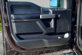 Used 2018  Ford F-150 4WD SuperCrew XLT 5 1&sol;2 at Carrikers Auto Outlet near Oskaloosa&comma; IA