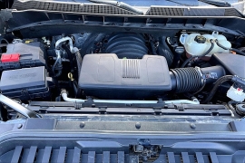 Used 2021  Chevrolet Silverado 1500 4WD Crew Cab 147" LT at Carrikers Auto Outlet near Oskaloosa&comma; IA