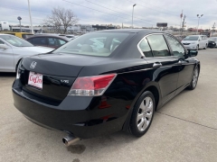 Used 2008  Honda Accord Sedan 4d EX V6 at Carrikers Auto Outlet near Oskaloosa&comma; IA