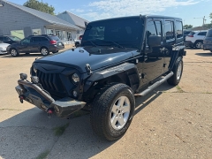 Used 2018  Jeep Wrangler JK Unlimited 4d SUV 4WD Sport S at Carrikers Auto Outlet near Oskaloosa&comma; IA
