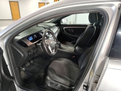 Used 2016  Ford Taurus 4d Sedan SEL V6 at Carrikers Auto Outlet near Oskaloosa&comma; IA
