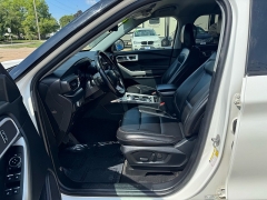 Used 2021  Ford Explorer XLT 4WD at Carrikers Auto Outlet near Oskaloosa&comma; IA