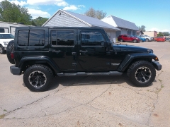 Used 2012 Jeep Wrangler 2d Convertible Sahara at Carrikers Auto Outlet near Oskaloosa, IA