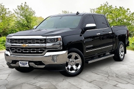  2018 Chevrolet Silverado 1500 4WD Crew Cab LTZ Z71 at Carrikers Auto Outlet near Oskaloosa&comma; IA