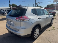 Used 2016  Nissan Rogue 4d SUV AWD S at Carrikers Auto Outlet near Oskaloosa&comma; IA