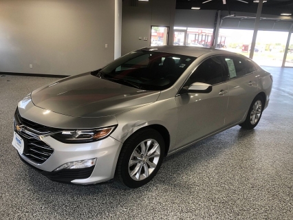 Used 2019 Chevrolet Malibu 4d Sedan LT at Carrikers Auto Outlet near Oskaloosa, IA