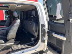 Used 2016 Ford F-150 4WD SuperCab Lariat at Carrikers Auto Outlet near Oskaloosa, IA