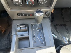 Used 2012  Jeep Liberty 4d SUV 4WD Sport Arctic at Carrikers Auto Outlet near Oskaloosa&comma; IA