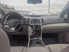 Used 2014  Toyota Venza 4d SUV AWD LE at Carrikers Auto Outlet near Oskaloosa&comma; IA