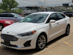 Used 2020  Ford Fusion 4d Sedan FWD SEL at Carrikers Auto Outlet near Oskaloosa&comma; IA