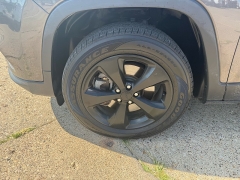 Used 2020  Jeep Cherokee 4d SUV 4WD Latitude Plus Altitude 2&period;0L at Carrikers Auto Outlet near Oskaloosa&comma; IA