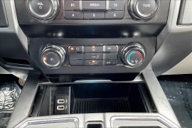 Used 2020  Ford F-150 4WD SuperCrew XLT 5 1&sol;2 at Carrikers Auto Outlet near Oskaloosa&comma; IA