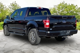 Used 2018  Ford F-150 4WD SuperCrew XLT 5 1&sol;2 at Carrikers Auto Outlet near Oskaloosa&comma; IA