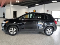 Used 2017  Chevrolet Trax 4d SUV AWD LT at Carrikers Auto Outlet near Oskaloosa&comma; IA