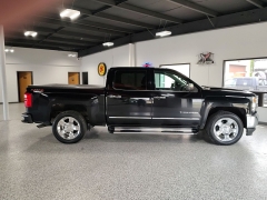 Used 2018  Chevrolet Silverado 1500 4WD Crew Cab LTZ Z71 at Carrikers Auto Outlet near Oskaloosa&comma; IA