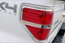 Used 2013  Ford F-150 4WD Supercab XLT at Carrikers Auto Outlet near Oskaloosa&comma; IA