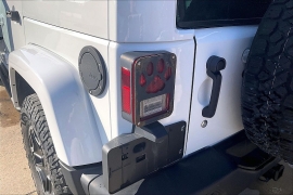 Used 2016  Jeep Wrangler Unlimited 4d Convertible Rubicon at Carrikers Auto Outlet near Oskaloosa&comma; IA