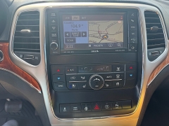Used 2012  Jeep Grand Cherokee 4d SUV 4WD Overland at Carrikers Auto Outlet near Oskaloosa&comma; IA