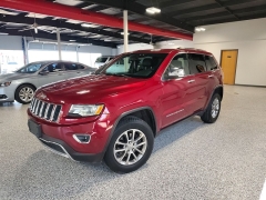  2015 Jeep Grand Cherokee 4d SUV 4WD Limited at Carrikers Auto Outlet near Oskaloosa&comma; IA