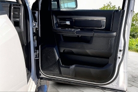 Used 2014  Ram 1500 4WD Quad Cab Sport at Carrikers Auto Outlet near Oskaloosa&comma; IA