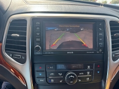 Used 2012  Jeep Grand Cherokee 4d SUV 4WD Overland at Carrikers Auto Outlet near Oskaloosa&comma; IA