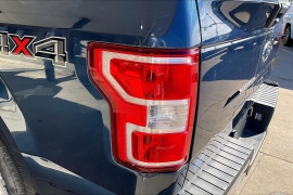 Used 2018  Ford F-150 4WD SuperCrew XLT 5 1&sol;2 at Carrikers Auto Outlet near Oskaloosa&comma; IA