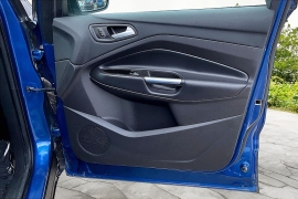 Used 2017  Ford Escape 4d SUV 4WD SE at Carrikers Auto Outlet near Oskaloosa&comma; IA