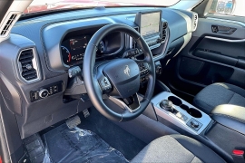 Used 2024  Ford Bronco Sport Big Bend 4x4 at Carrikers Auto Outlet near Oskaloosa&comma; IA