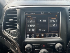 Used 2018  Jeep Grand Cherokee 4d SUV 4WD Overland V6 High Altitude at Carrikers Auto Outlet near Oskaloosa&comma; IA