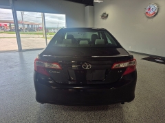 Used 2012  Toyota Camry 4d Sedan LE at Carrikers Auto Outlet near Oskaloosa&comma; IA