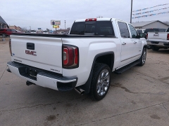 Used 2016 GMC Sierra 1500 4WD Crew Cab Denali at Carrikers Auto Outlet near Oskaloosa, IA