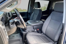 Used 2021  Chevrolet Silverado 1500 4WD Crew Cab 147" LT at Carrikers Auto Outlet near Oskaloosa&comma; IA